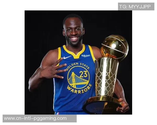 勇士队的德雷蒙德·格林因与球迷坚持被NBA正告